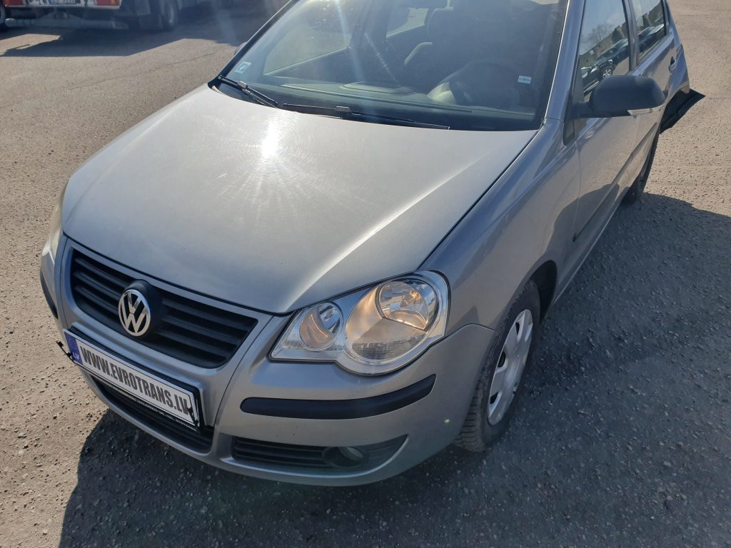 VW POLO 2005 369