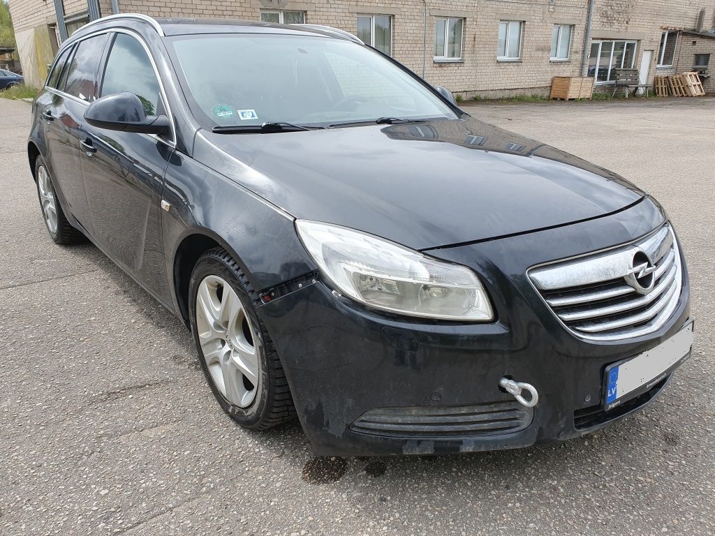 OPEL INSIGNIA SPORTS TOURER 2010 205