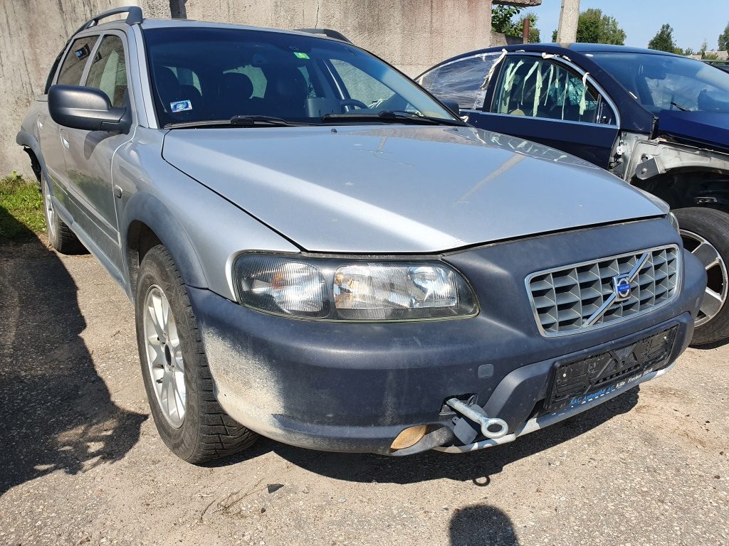 VOLVO XC70 2004 327