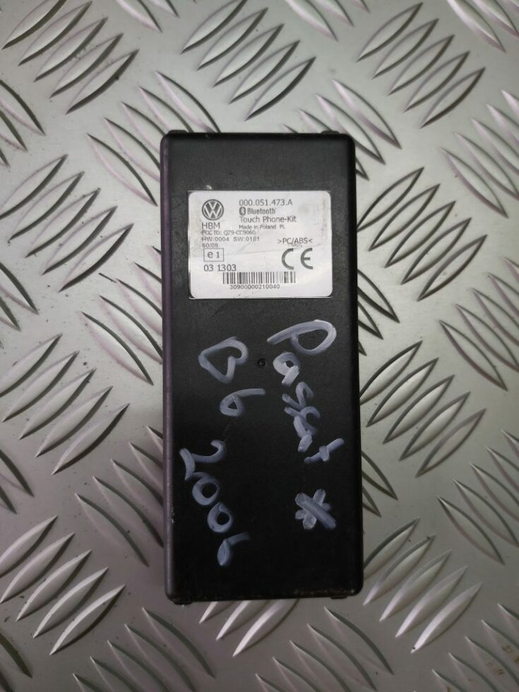 Bluetooth vadības bloks priekš VW PASSAT B6 2006 ANGL. UNIVERSAL