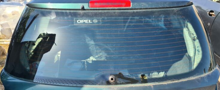 Aizmugures stikls priekš OPEL ASTRA H 2005 GREEN