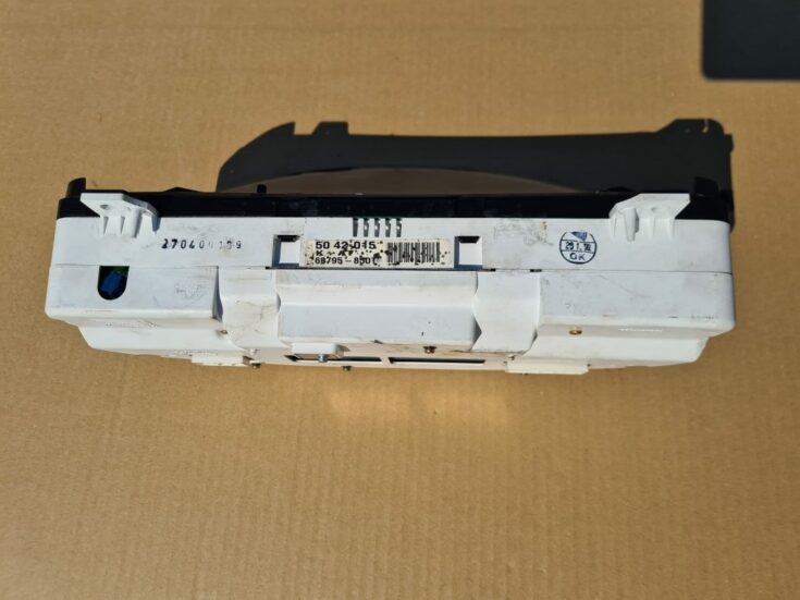 Spidometrs priekš SAAB 9-5 1999