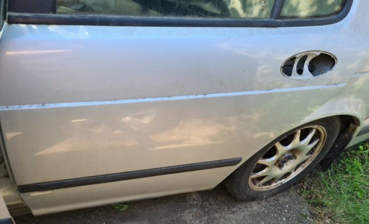 Aizmugurējās kreisās durvis priekš SAAB 9-5 1999