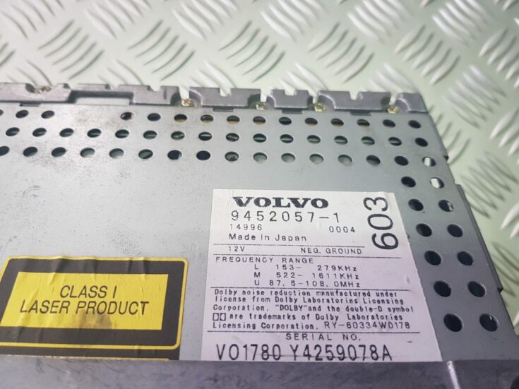 CD/DVD/Navigācijas bloks priekš VOLVO V70 2003 GREY