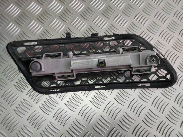 Led dienas gaitas lukturis priekš MERCEDES BENZ E250 W212 2014