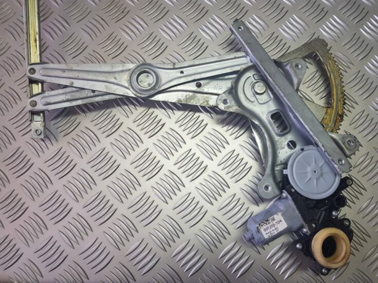 Stikla pacelšanas mehānisms aizmugurējais labais priekš TOYOTA COROLLA VERSO 2009