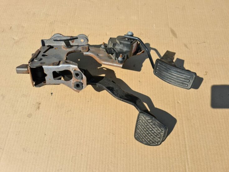 Pedāļu bloks priekš NISSAN X-TRAIL 2008
