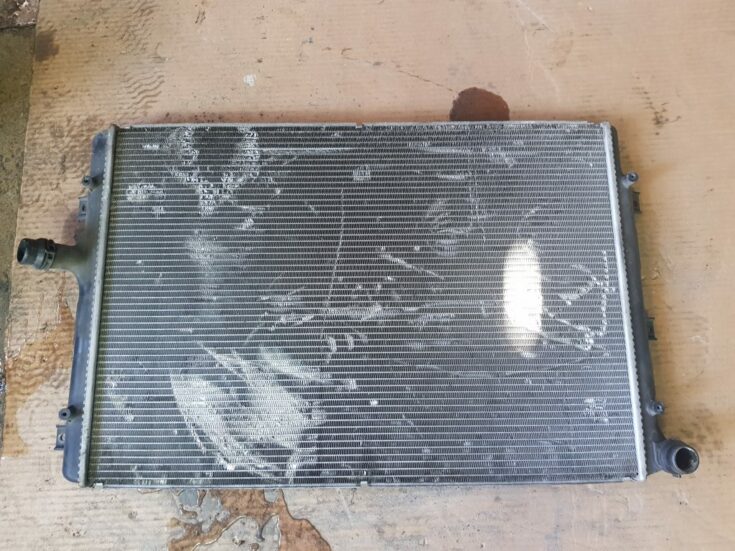 Radiatoru komplekts priekš VW PASSAT B6 2008 ANGL.