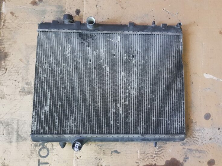 Dzesēšanas radiators priekš PEUGEOT 407 2004