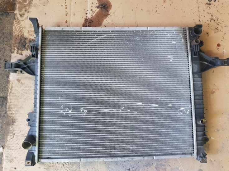 Dzesēšanas radiators priekš VOLVO XC90 2004