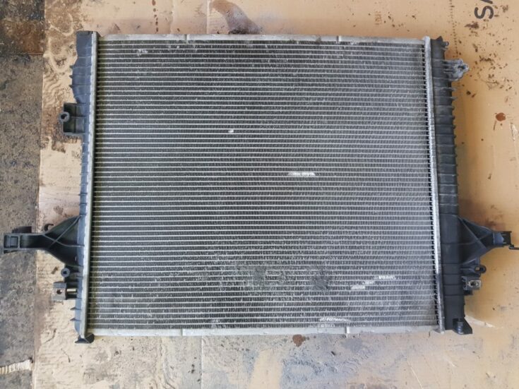 Dzesēšanas radiators priekš VOLVO XC90 2004