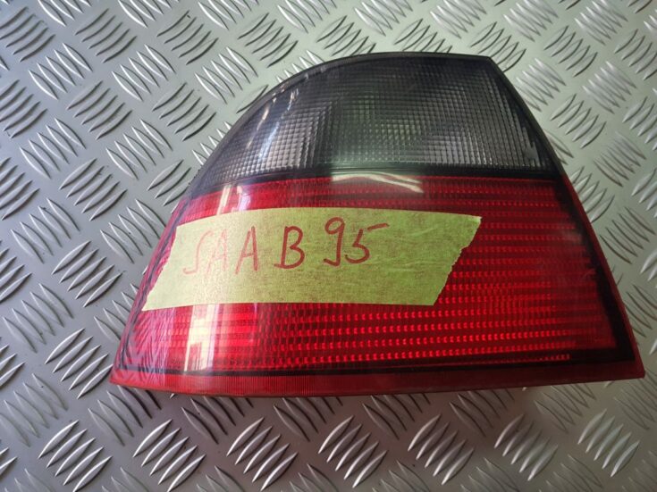 Aizmugurējais kreisais lukturis priekš SAAB 9-5 1999