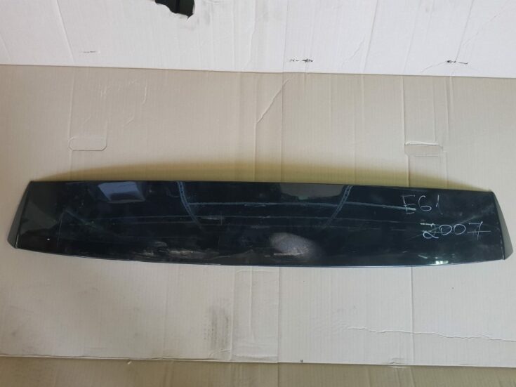 Bagāžnieka vāka spoileris priekš BMW 525D E61 2007 TOURING BLACK