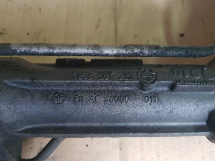 Stūres mehānisms priekš BMW 520D E60 2006 ENG.