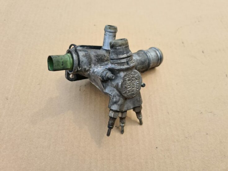 Termostata korpuss priekš VW PASSAT 2000 BLUE