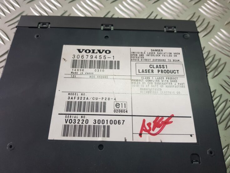 CD/DVD/Navigācijas bloks priekš VOLVO XC90 2004