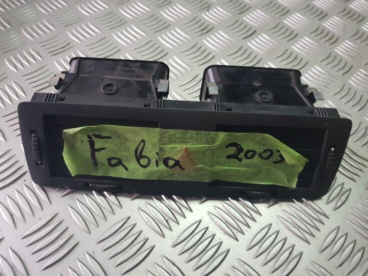 Mērinstrumentu paneļa gaisa vads, centrā priekš ŠKODA FABIA 2003