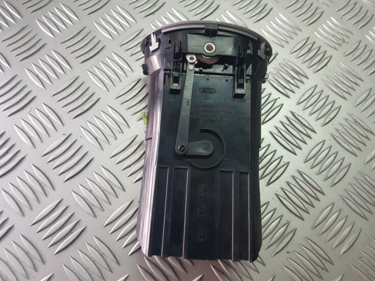 Mērinstrumentu paneļa gaisa vads, pa labi priekš FORD FOCUS 2006