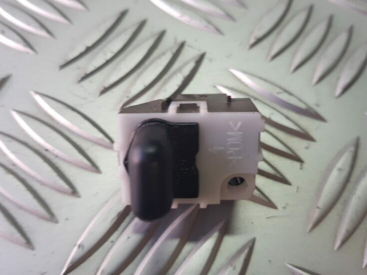 Gaismas sensors priekš AUDI A4 2004