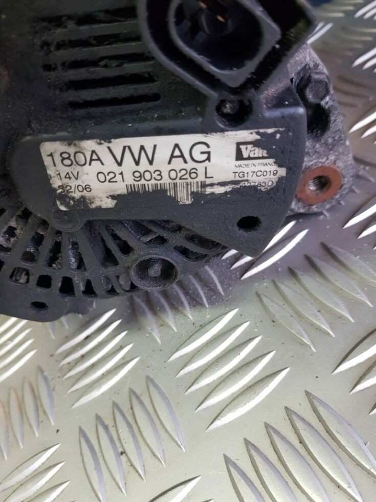 Ģenerators priekš VW PASSAT B6 2006 ANGL. UNIVERSAL