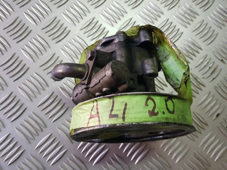 Hidrauliskais pastiprinātājs priekš AUDI A4 2001