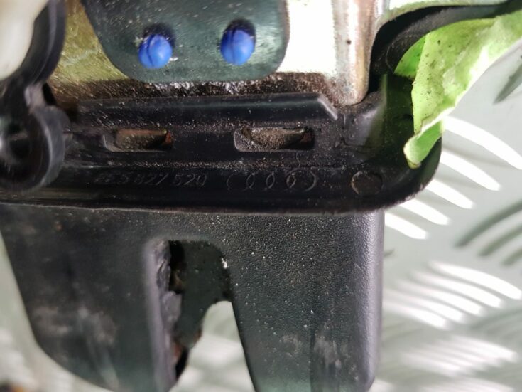 Bagāžnieka vāka slēdzene priekš AUDI A4 2001