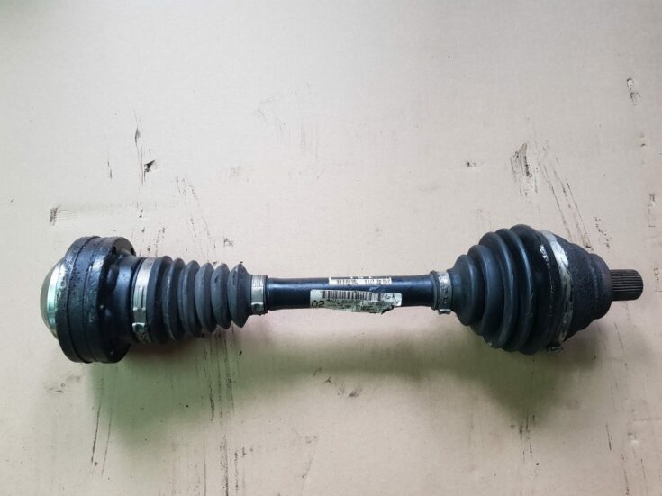 Pusass priekšēja labā priekš VW PASSAT B6 2006 ANGL. UNIVERSAL