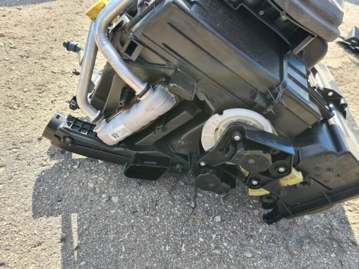 Salona sildītājs priekš OPEL ASTRA J 2011