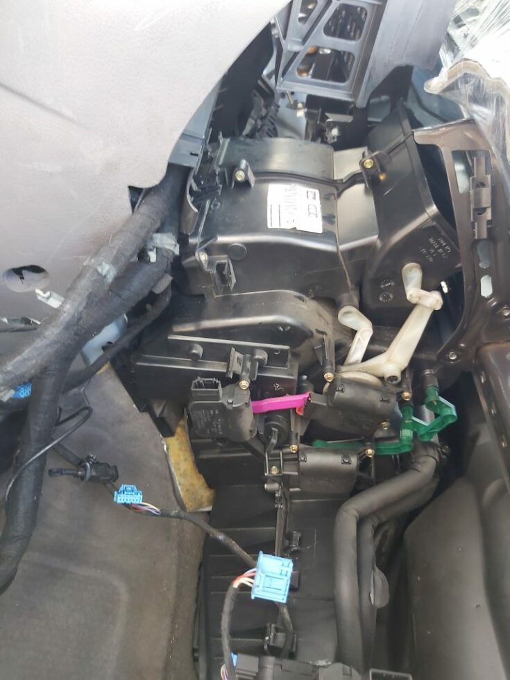 Salona sildītājs priekš AUDI A4 2003