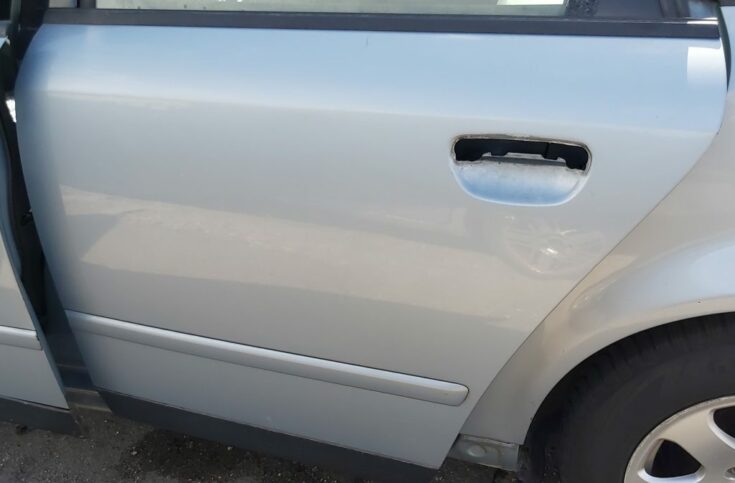 Aizmugurējās kreisās durvis priekš AUDI A4 2003