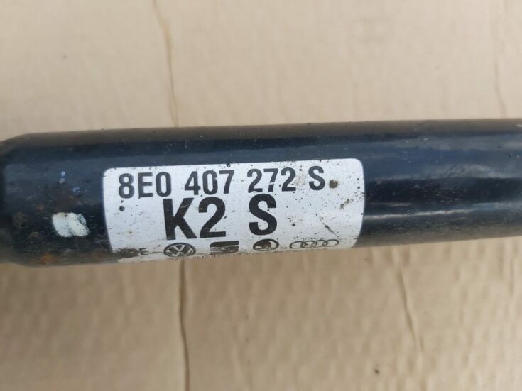 Pusass priekšēja labā priekš AUDI A4 2003