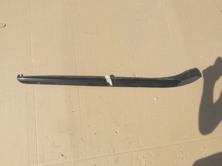 Vējstikla moldings priekš PEUGEOT 508 2012