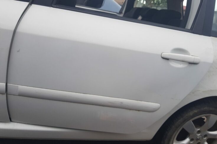 Aizmugurējās kreisās durvis priekš PEUGEOT 307 2007
