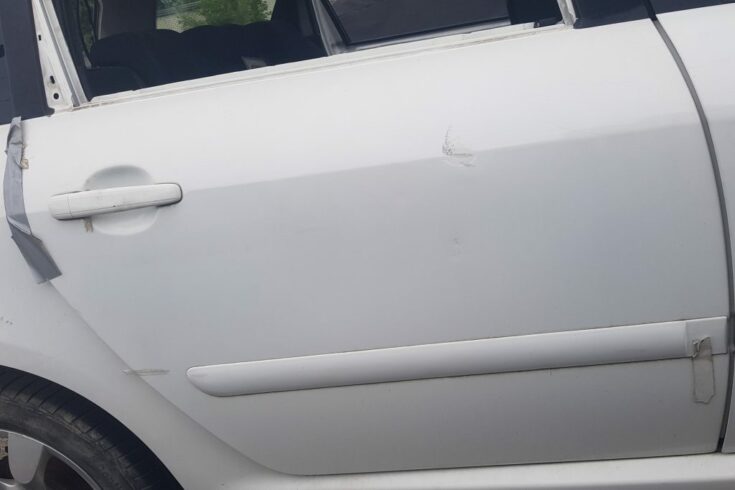 Aizmugurējās labās durvis priekš PEUGEOT 307 2007