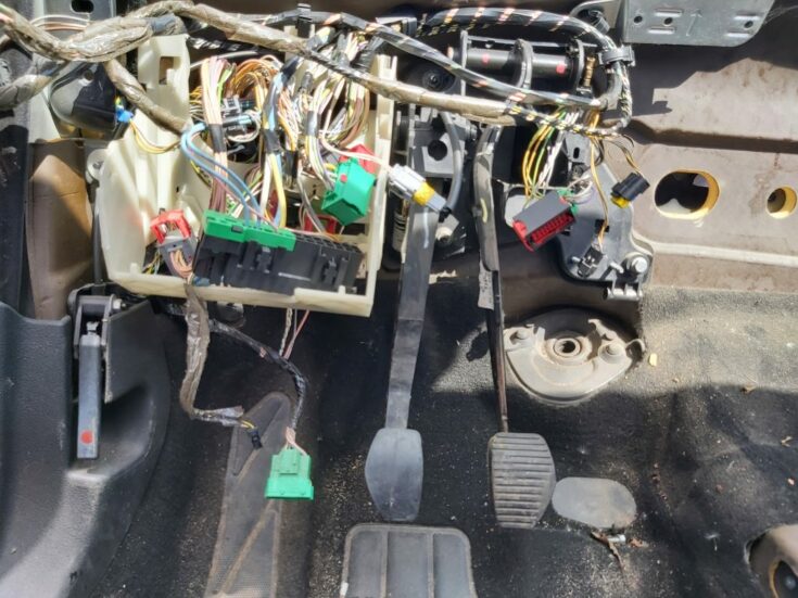 Pedāļu bloks priekš PEUGEOT 407 2005