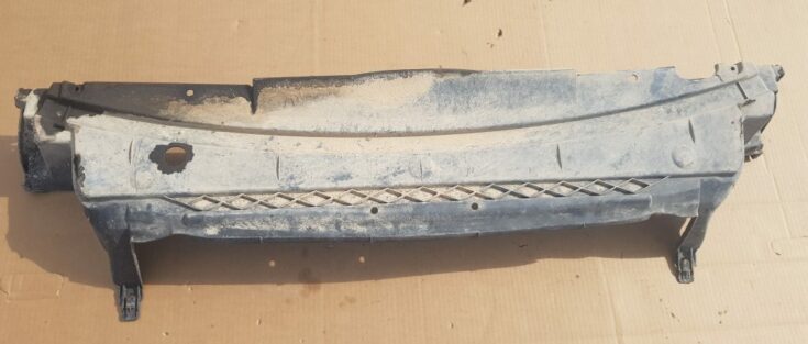 Ieplūdes gaisa deflektors/Difuzors priekš VOLVO XC70 2004