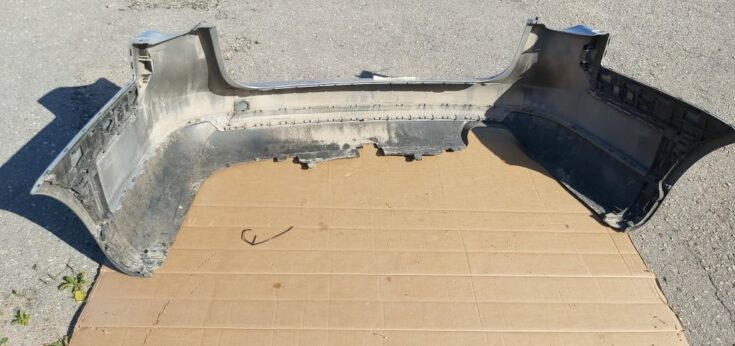 Aizmugures buferis priekš VW PASSAT 2007 UNIVERSAL SILVER
