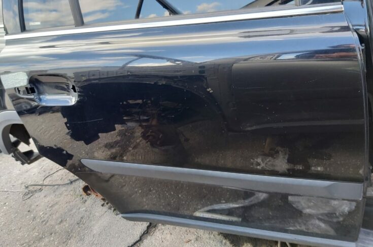 Aizmugurējās labās durvis priekš VOLVO XC90 2004