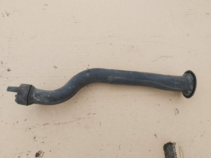 Drenāžas caurule priekš RENAULT MEGANE 2004