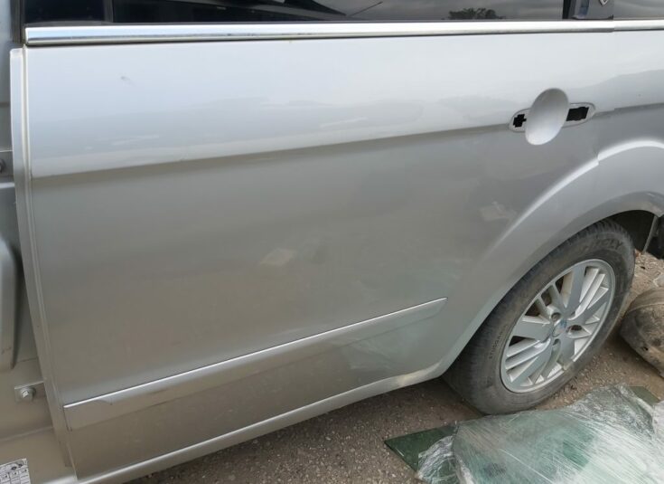 Aizmugurējās kreisās durvis priekš FORD GALAXY 2007