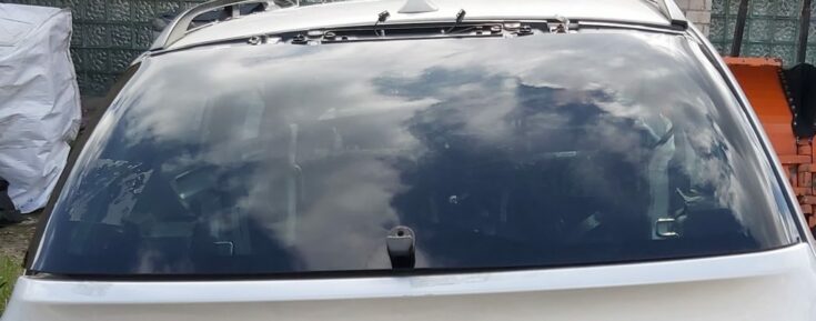 Aizmugures stikls priekš BMW 530D E61 2006 TOURING TITANSILVER