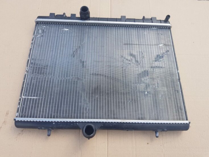 Dzesēšanas radiators priekš CITROEN C4 2018
