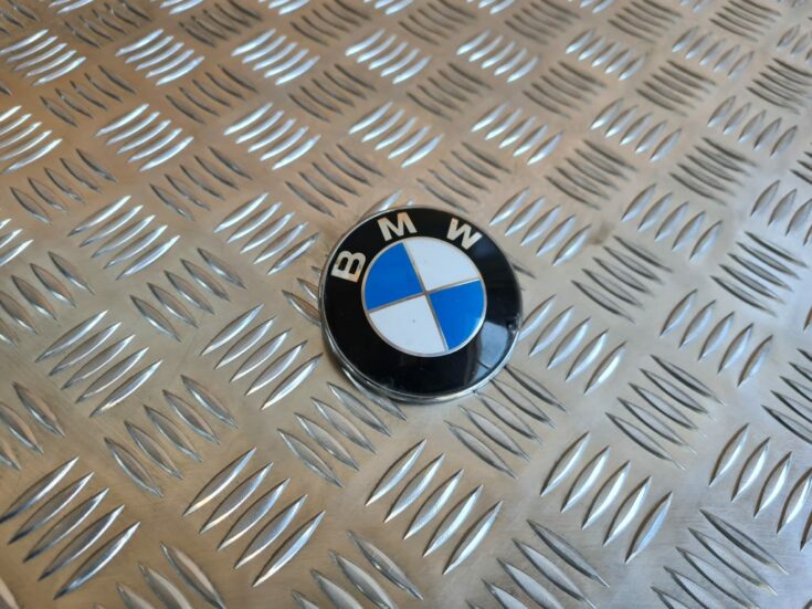 Logotips/Emblema priekš BMW 525 E60 2006 OLIVE