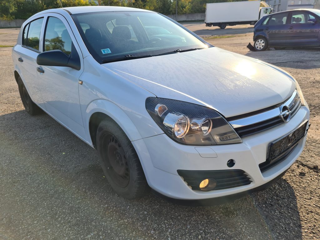 OPEL ASTRA H 2006 195