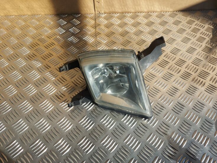 Miglas lukturis priekšā pa kreisi priekš PEUGEOT 407 2006