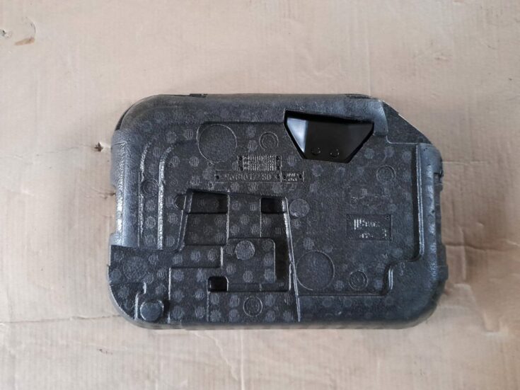 Bagāžnieka nodalījuma instrumentu ieliktnis priekš CITROEN PICASSO 2007