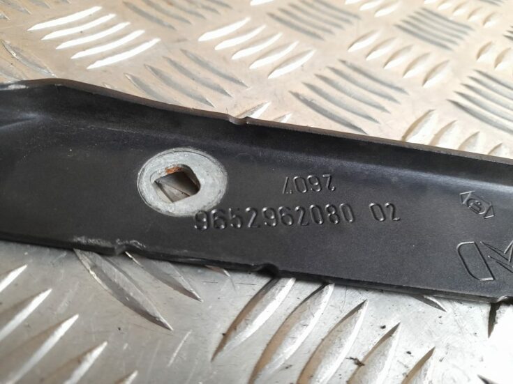 Pārsega eņģe, pa labi priekš CITROEN PICASSO 2007