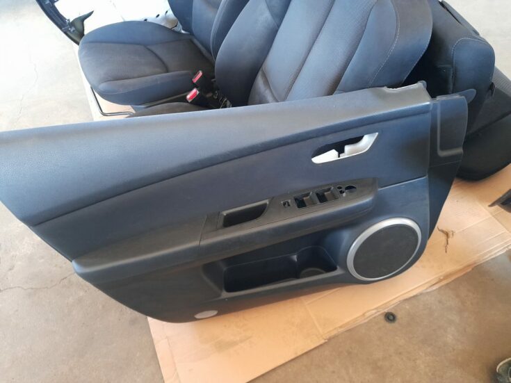 Sēdekļu komplekts priekš MAZDA 6 2008