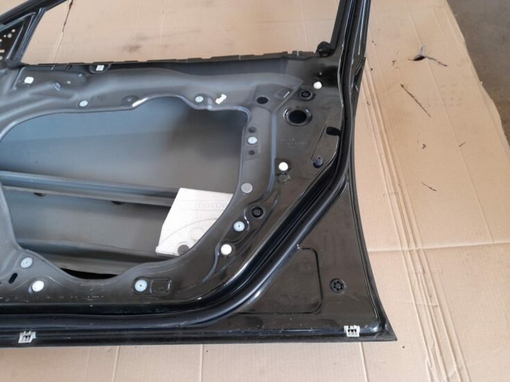Priekšējās labās durvis priekš MAZDA 6 2008