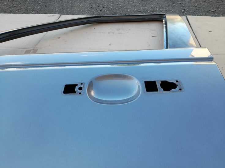 Priekšējās kreisās durvis priekš RANGE ROVER SPORT 2007